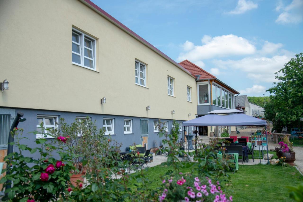 Ranchzimmer Am Hippo-Campus Reit- Und Therapiezentrum Deutsch Haslau Exteriör bild