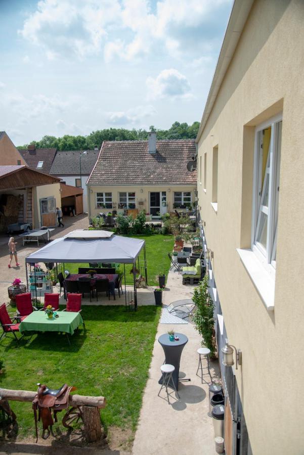Ranchzimmer Am Hippo-Campus Reit- Und Therapiezentrum Deutsch Haslau Exteriör bild